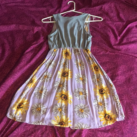 Lavender sunflower print skater dress - Picture 2 of 2